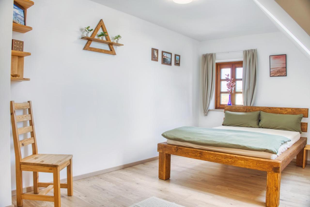 Luxus Apartment! Kueche, Balkon, Netflix, Parkplatz - 8 Personen Ilmmunster Luaran gambar