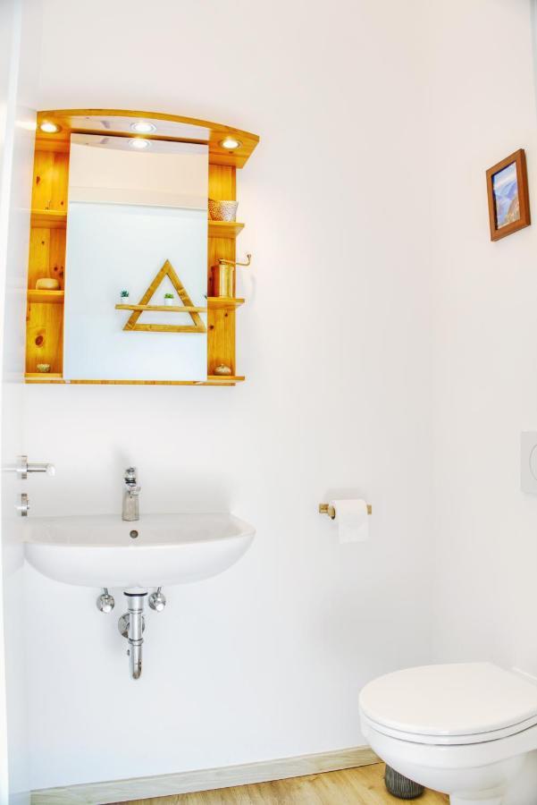 Luxus Apartment! Kueche, Balkon, Netflix, Parkplatz - 8 Personen Ilmmunster Luaran gambar