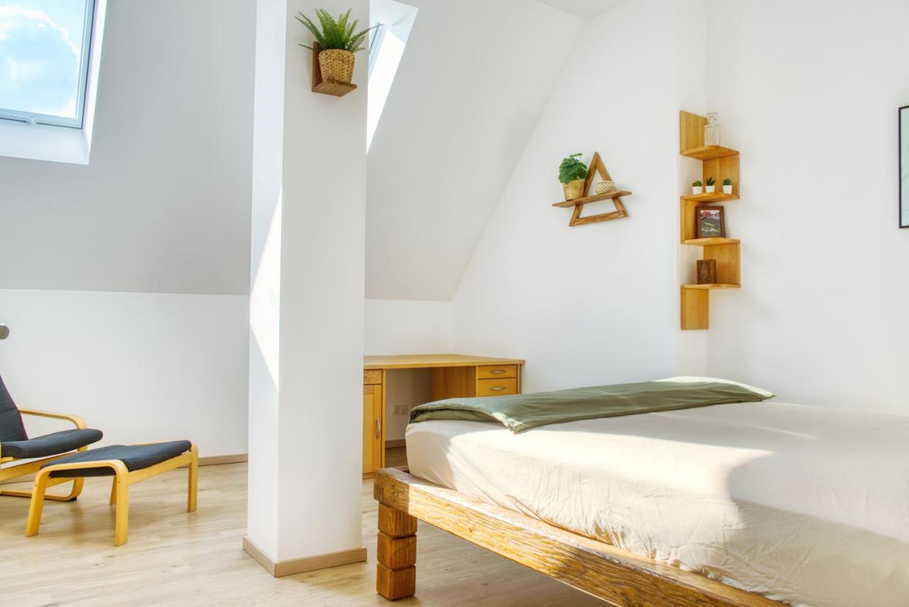 Luxus Apartment! Kueche, Balkon, Netflix, Parkplatz - 8 Personen Ilmmunster Luaran gambar